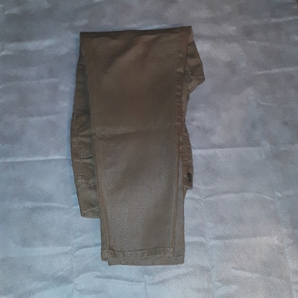 LANE BRYANT SHIMMERY GOLD PANTS - Picture 4 of 8